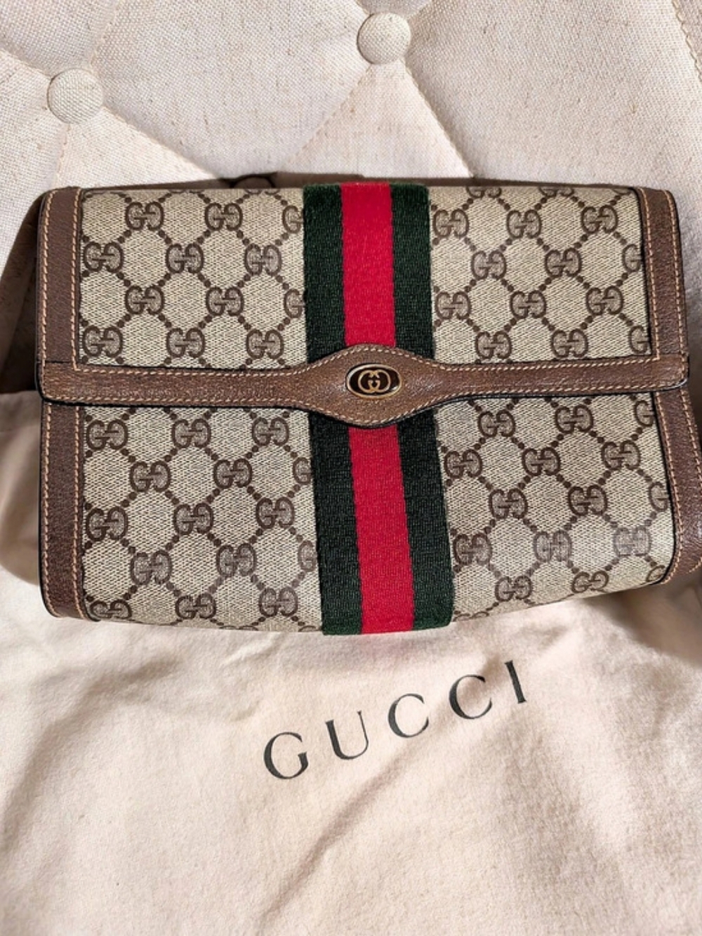 Gucci Vintage GG Supreme Clutch Bag GG Supreme Clutch With COA